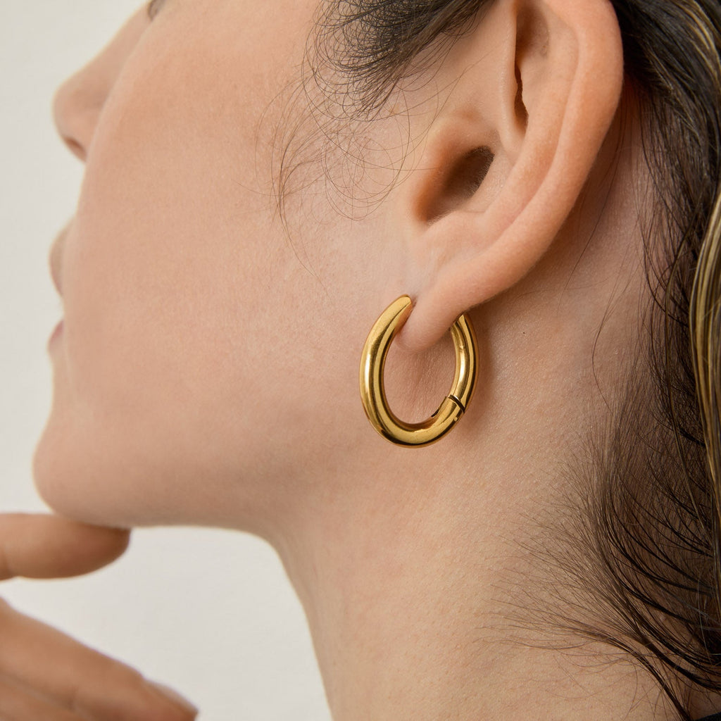 Brincos de Aro Ovalado Banhados em Ouro 18k