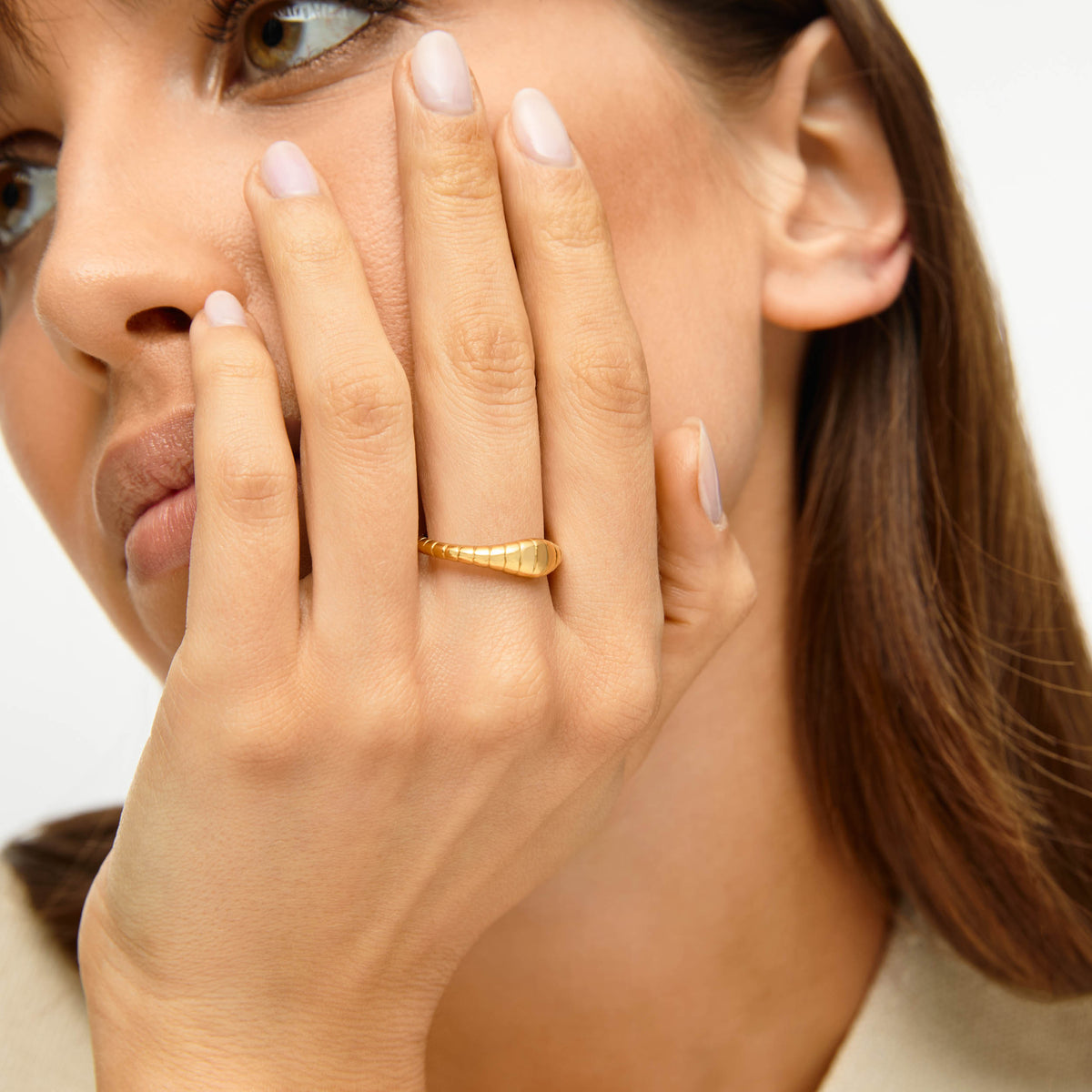 Anel Concha Marinha Banhado em Ouro 18k