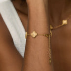 Pulseira Trevo Dourado Banhada em Ouro 18k